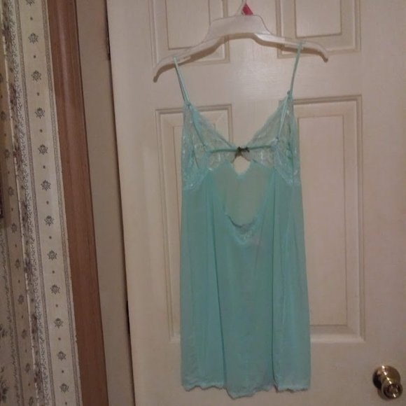 Vintage Victoria's Secret Light Blueish Green Chemise with Green Bows Size M 🌷 - Picture 5 of 7